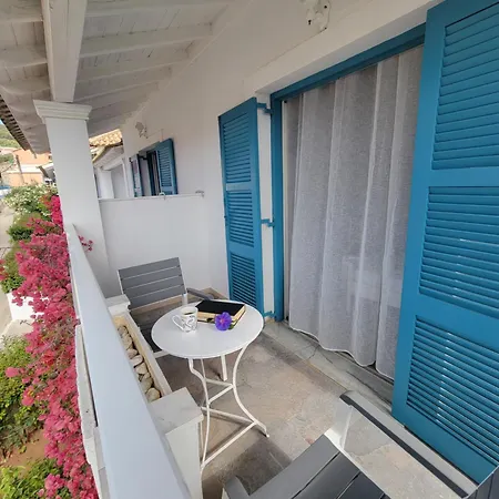 Kalimera Studios And Apartments Moraitika Exterior photo