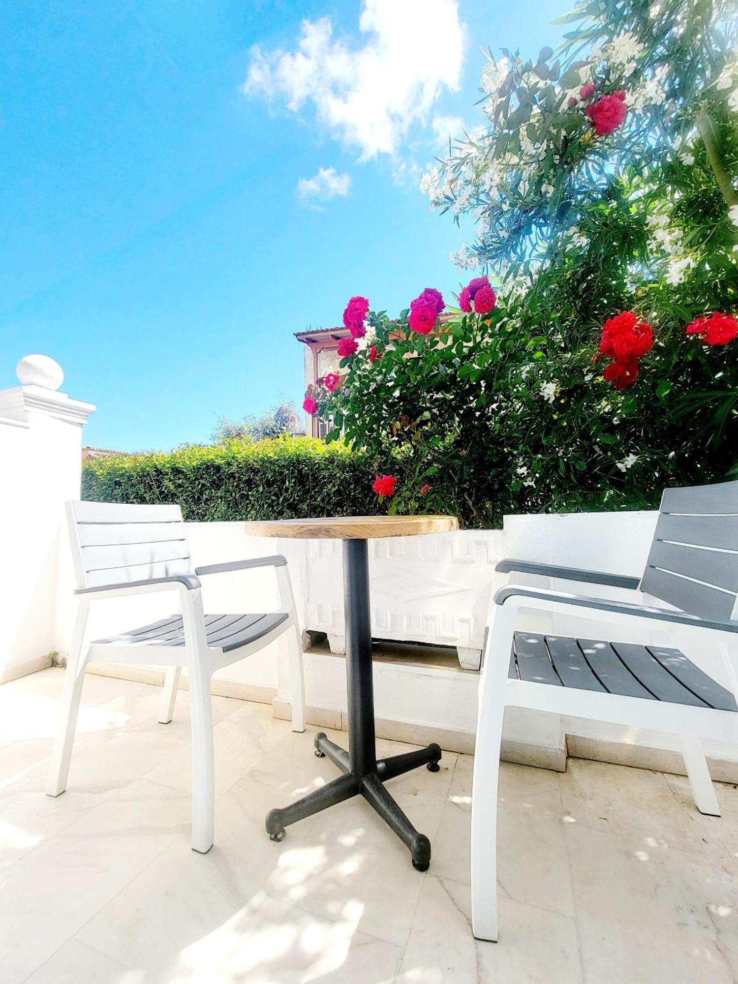 Kalimera And Apartament *